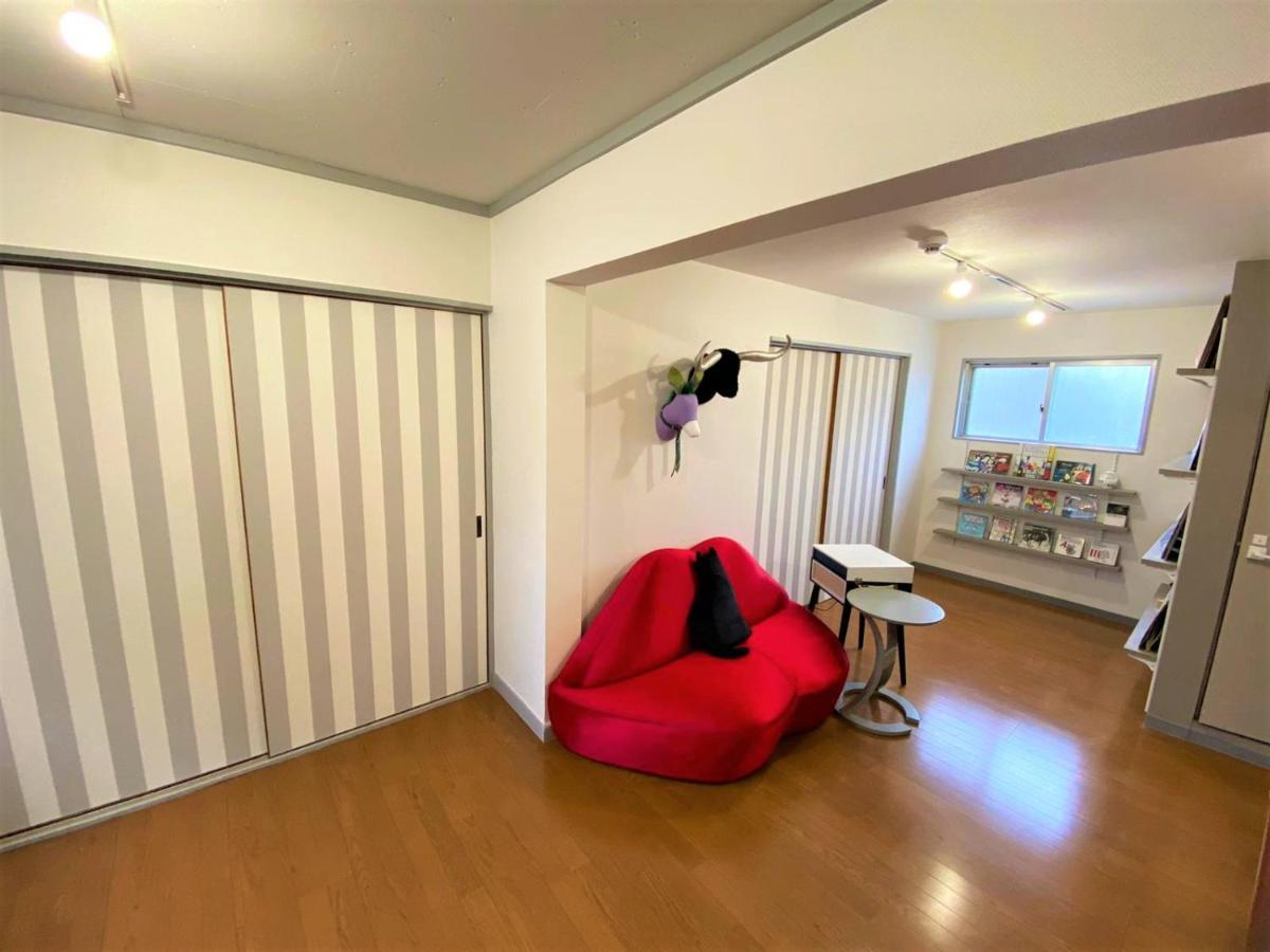 Apartment 003.play *